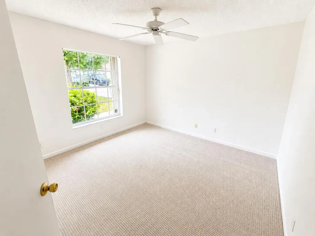 4907 Concordia Lane Boynton Beach FL 33436
