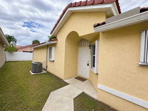 4907 Concordia Lane Boynton Beach FL 33436