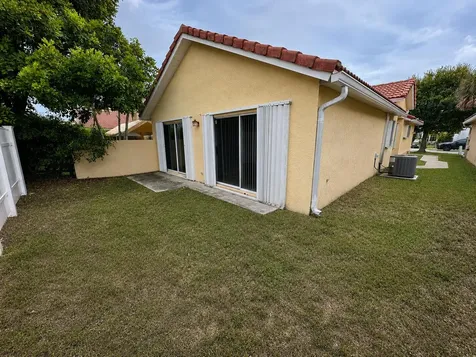 4907 Concordia Lane Boynton Beach FL 33436