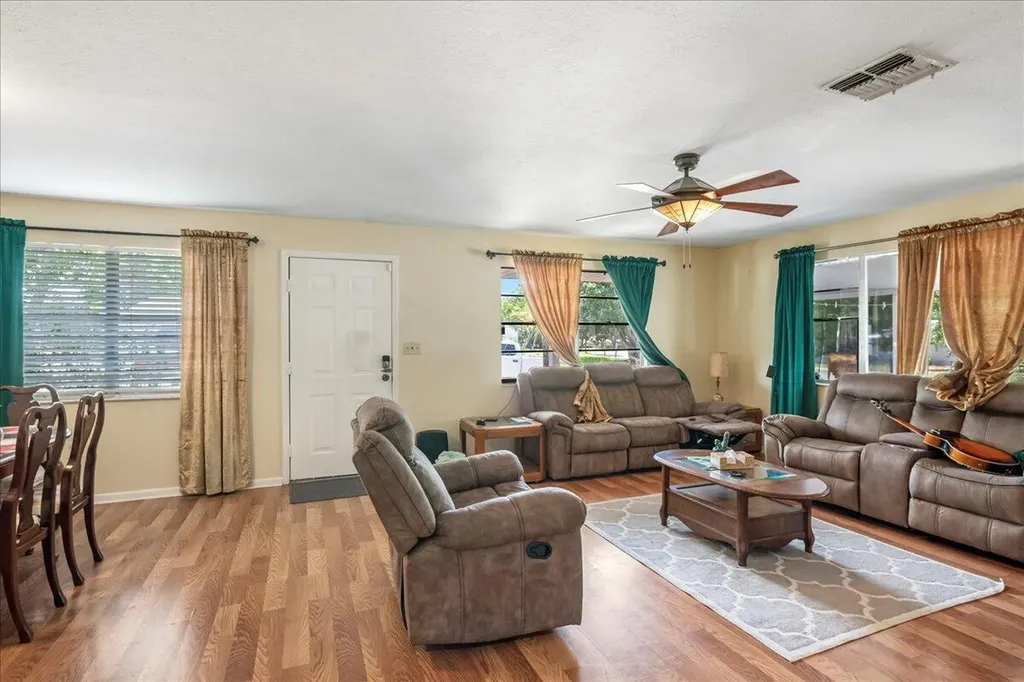 216 Micco Avenue Sebring FL 33870