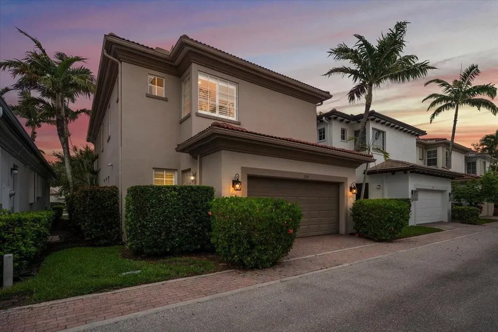 208 Glacier Street Palm Beach Gardens FL 33410