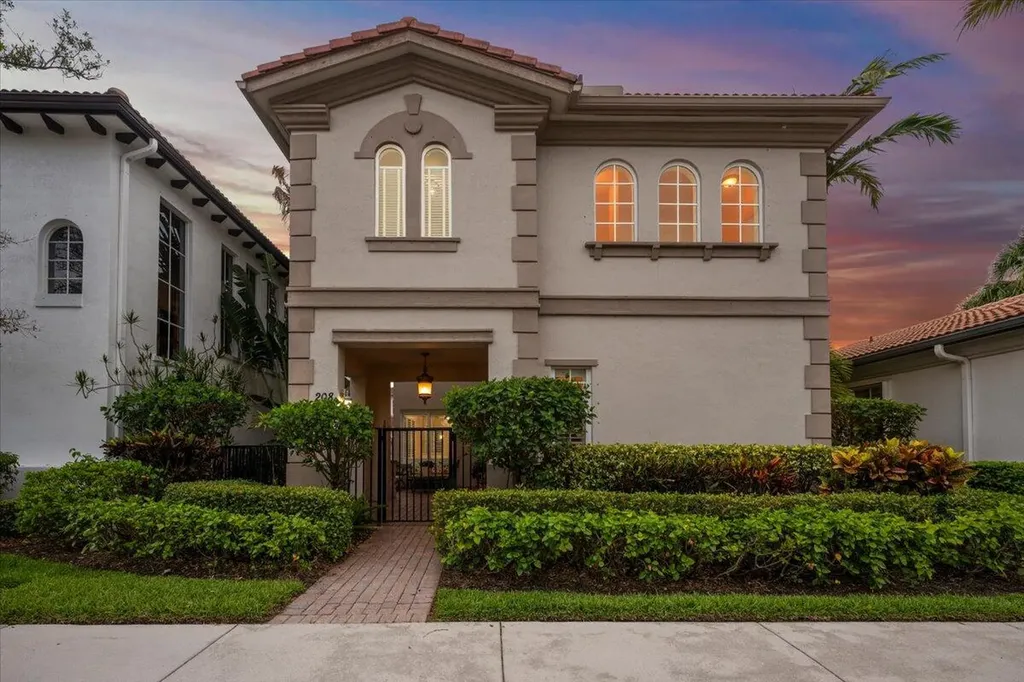 208 Glacier Street Palm Beach Gardens FL 33410