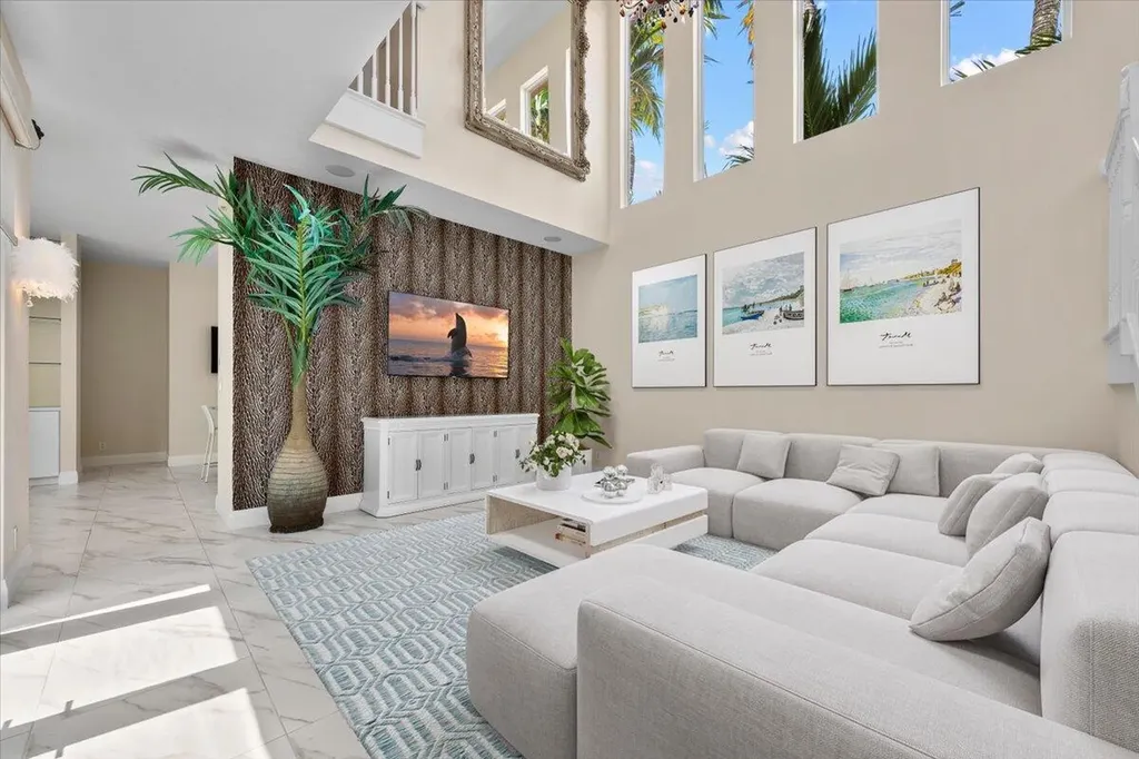 208 Glacier Street Palm Beach Gardens FL 33410