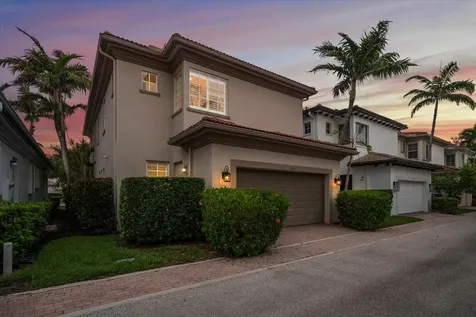 208 Glacier Street Palm Beach Gardens FL 33410