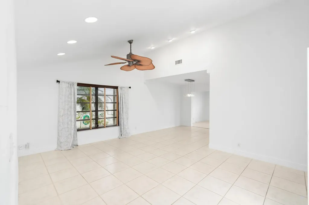 18051 S 104th Terrace Terrace S Boca Raton FL 33498