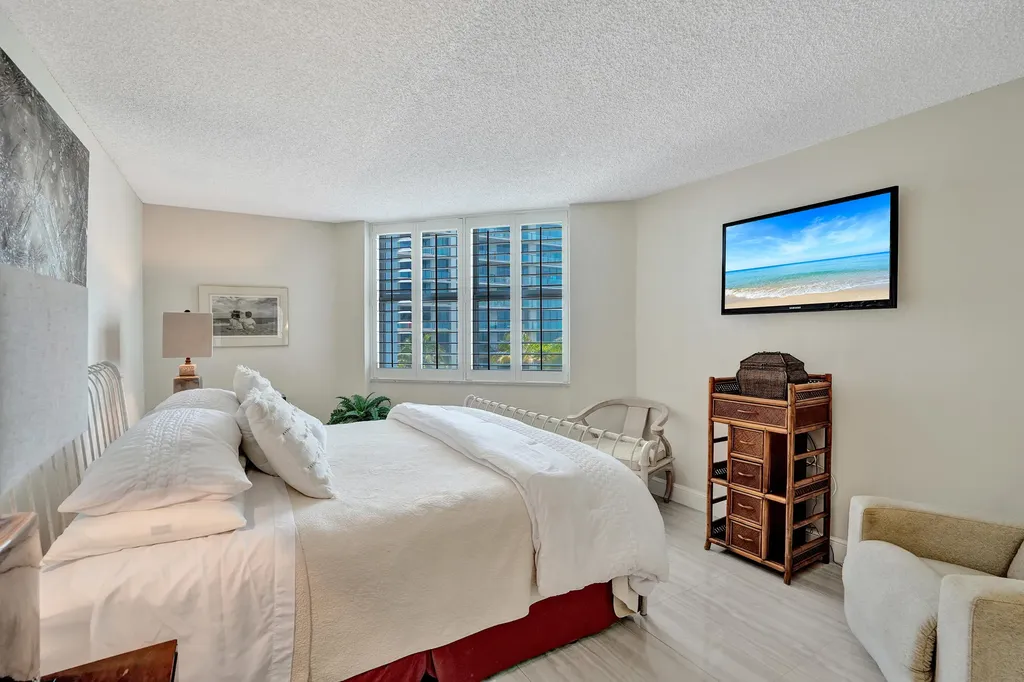 1340 S Ocean Boulevard Pompano Beach FL 33062