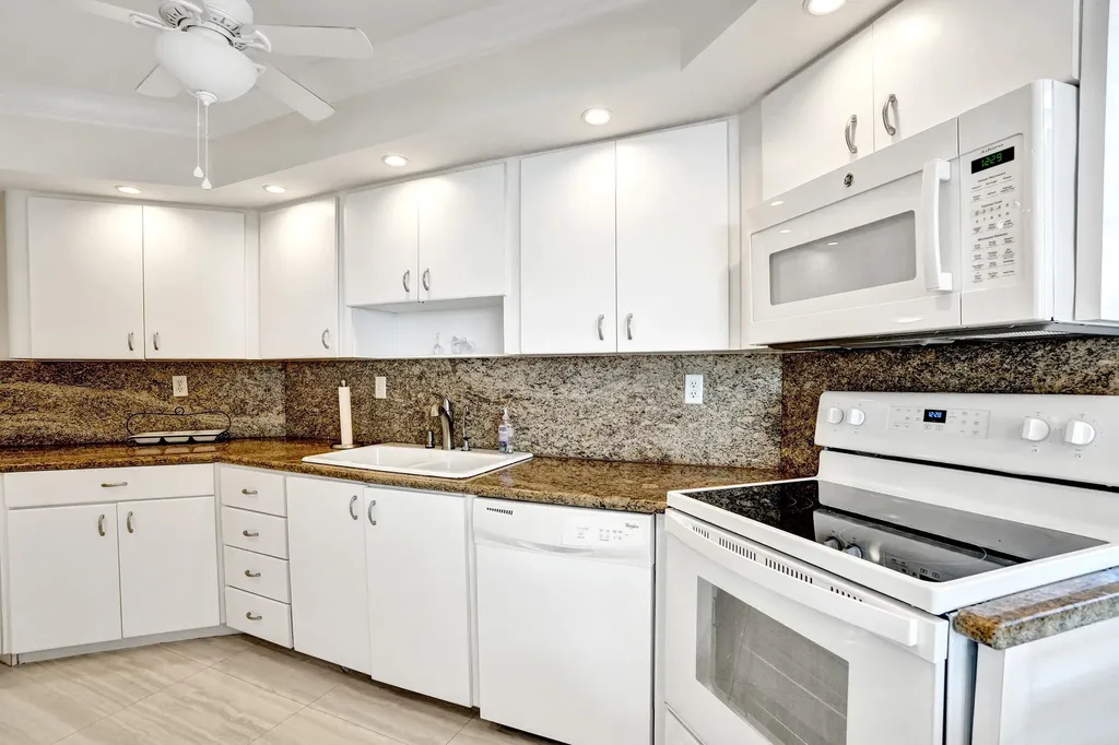 1340 S Ocean Boulevard Pompano Beach FL 33062