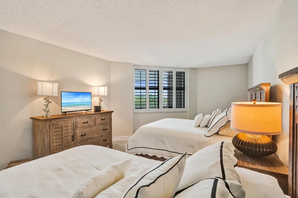 1340 S Ocean Boulevard Pompano Beach FL 33062
