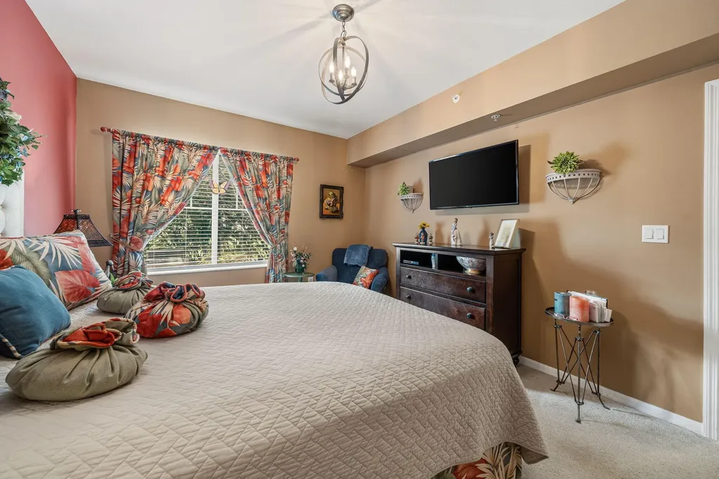 6529 Emerald Dunes Drive Royal Palm Beach FL 33411