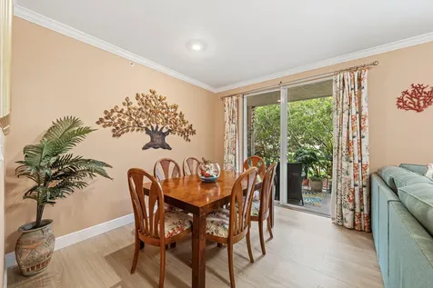 6529 Emerald Dunes Drive Royal Palm Beach FL 33411