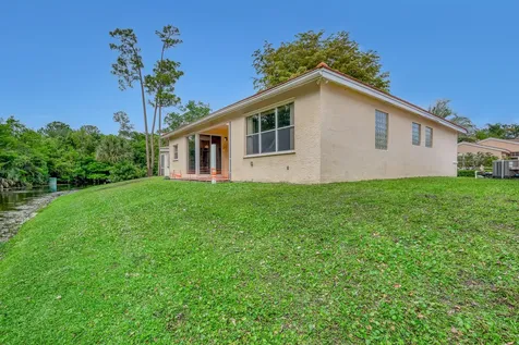 180 Caribe Court Greenacres FL 33413
