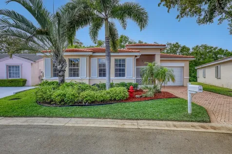 180 Caribe Court Greenacres FL 33413