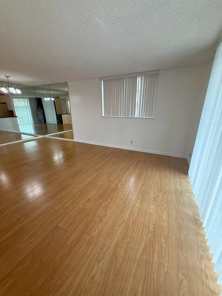 404 NW 68th Avenue Plantation FL 33317