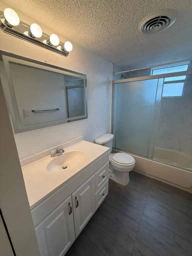 404 NW 68th Avenue Plantation FL 33317