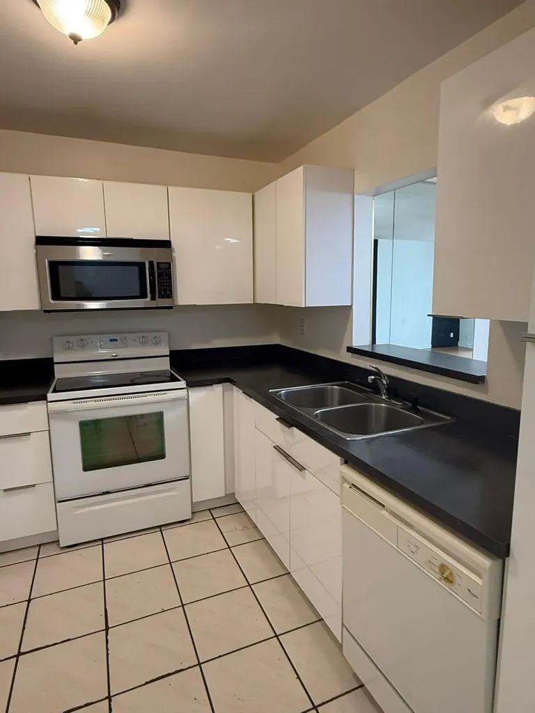 404 NW 68th Avenue Plantation FL 33317