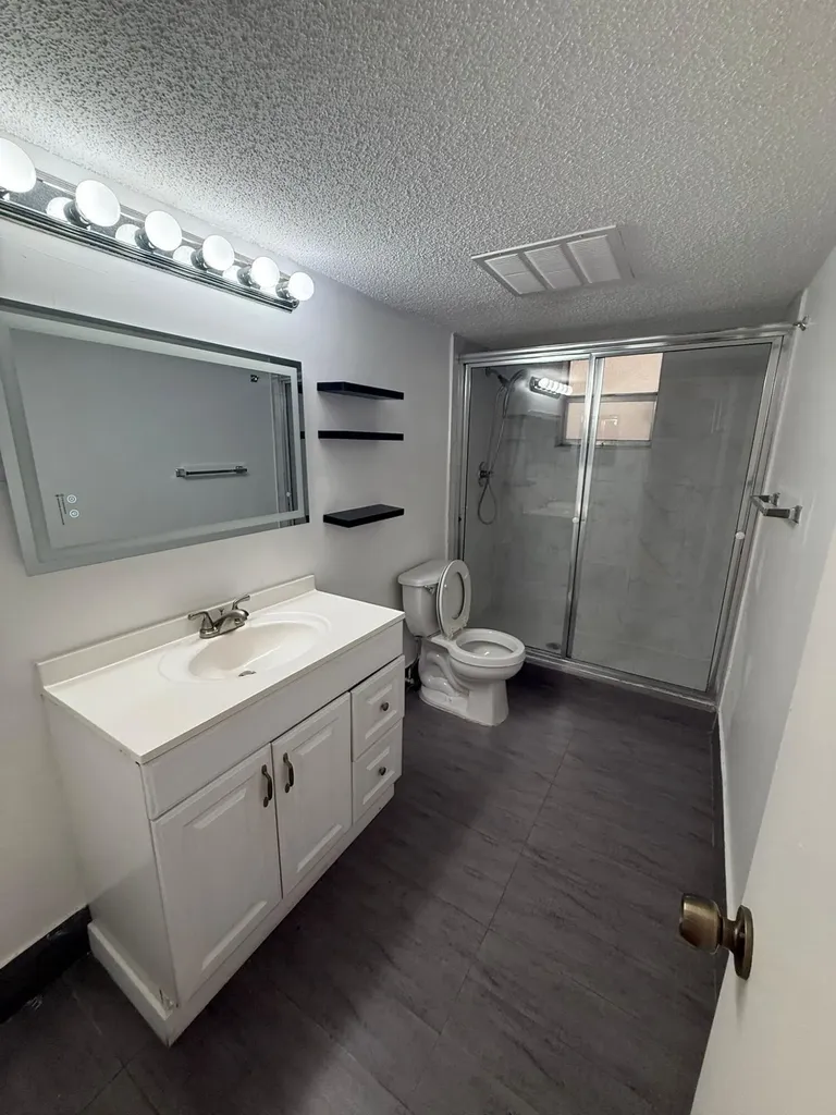 404 NW 68th Avenue Plantation FL 33317