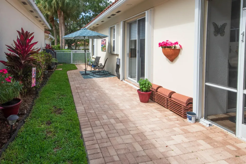 146 Lost Bridge Drive Palm Beach Gardens FL 33410