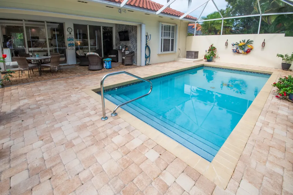 146 Lost Bridge Drive Palm Beach Gardens FL 33410
