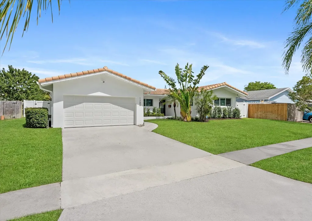 1289 SW 7th Street Boca Raton FL 33486