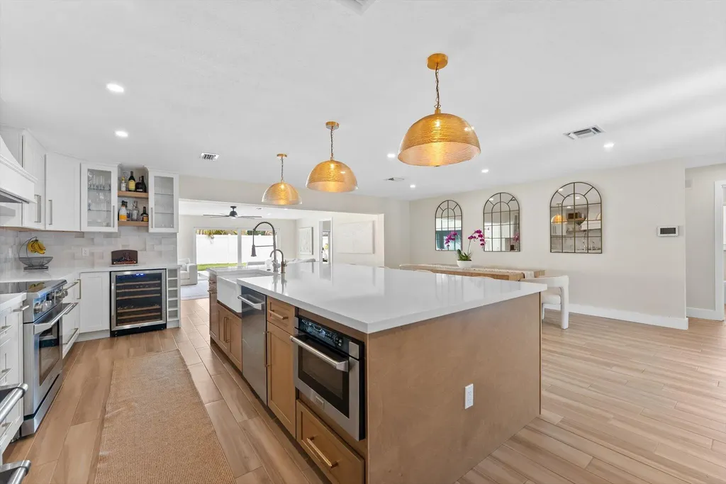 1289 SW 7th Street Boca Raton FL 33486