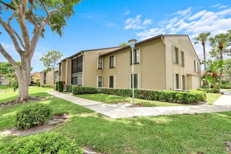 715 Sunny Pine Way Greenacres FL 33415