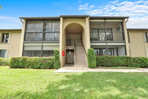 715 Sunny Pine Way Greenacres FL 33415