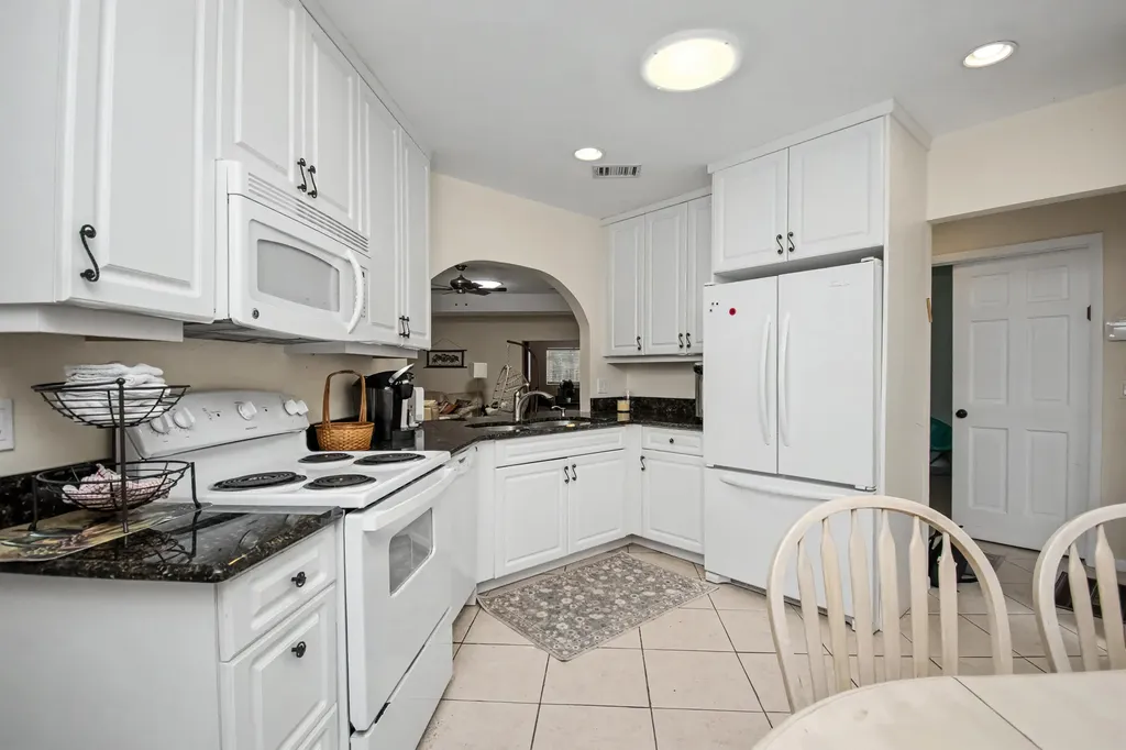 7601 Martinique Boulevard Boca Raton FL 33433