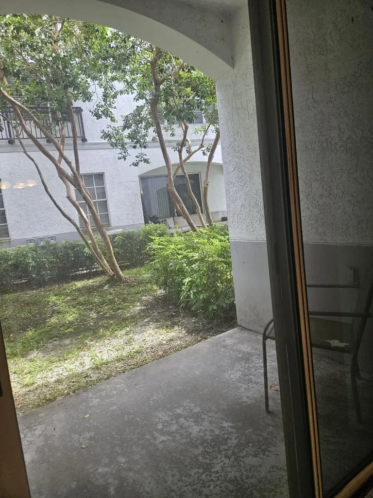 781 SW 148th Avenue Sunrise FL 33325