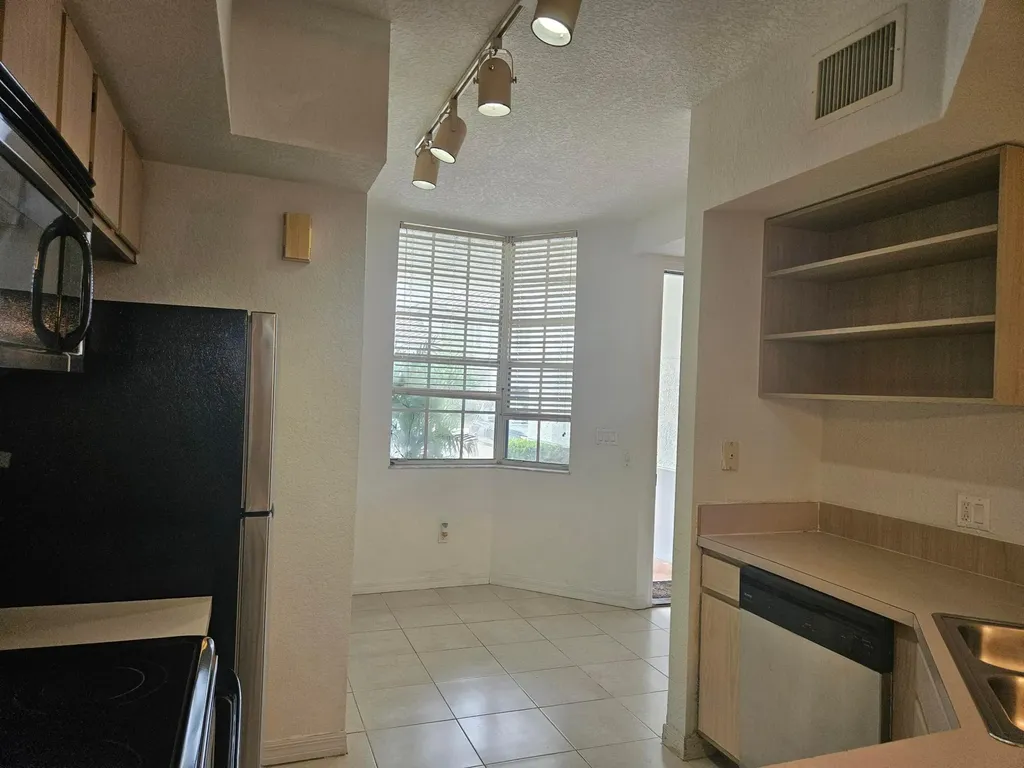 781 SW 148th Avenue Sunrise FL 33325