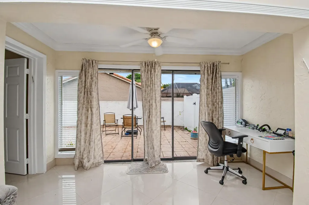 7964 Little Lane Boca Raton FL 33433