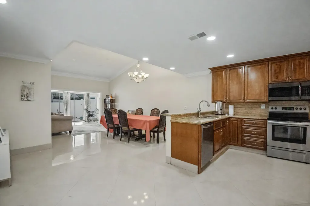 7964 Little Lane Boca Raton FL 33433