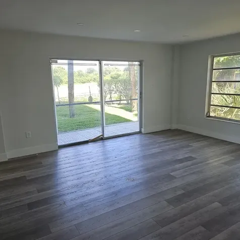 4164 Inverrary Drive Lauderhill FL 33319