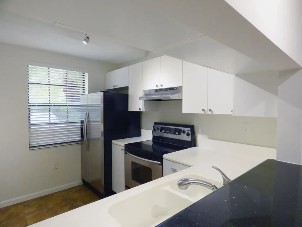 227 City View Drive Fort Lauderdale FL 33311