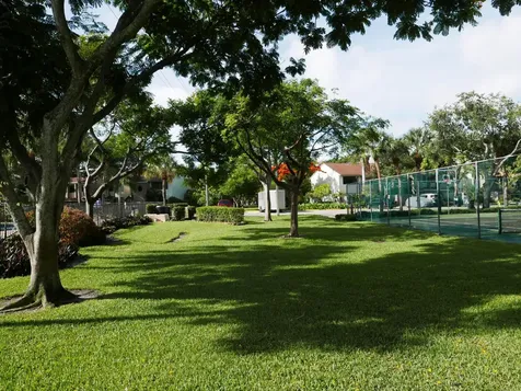 227 City View Drive Fort Lauderdale FL 33311