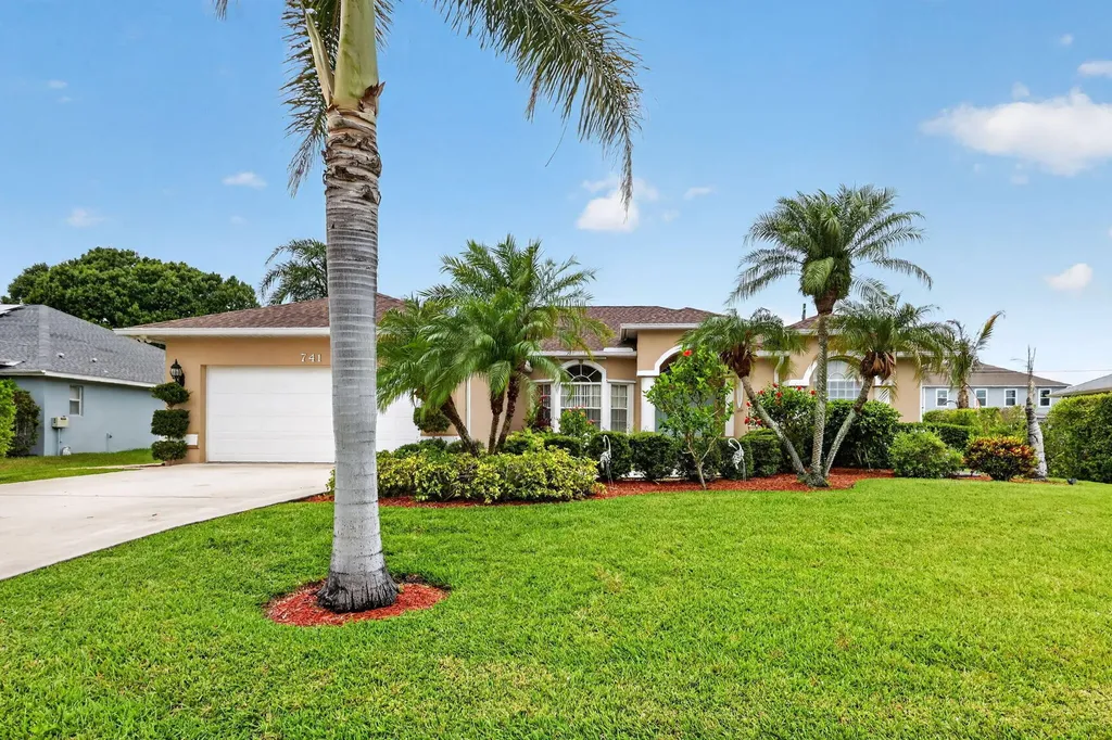 741 SW Jaslo Avenue Port St Lucie FL 34953