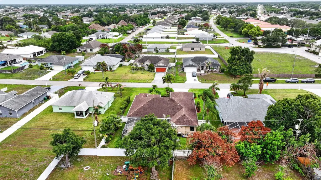 741 SW Jaslo Avenue Port St Lucie FL 34953