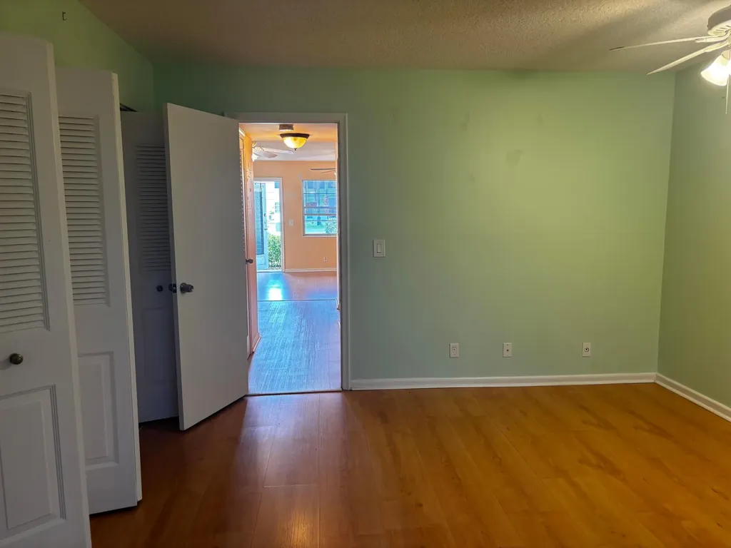 4 Sussex A West Palm Beach FL 33417