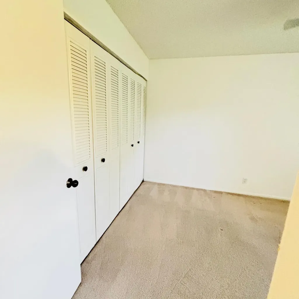 386 Bennington Lane Lake Worth FL 33467