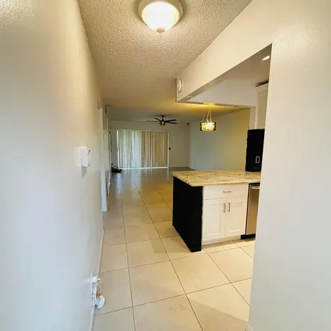 386 Bennington Lane Lake Worth FL 33467