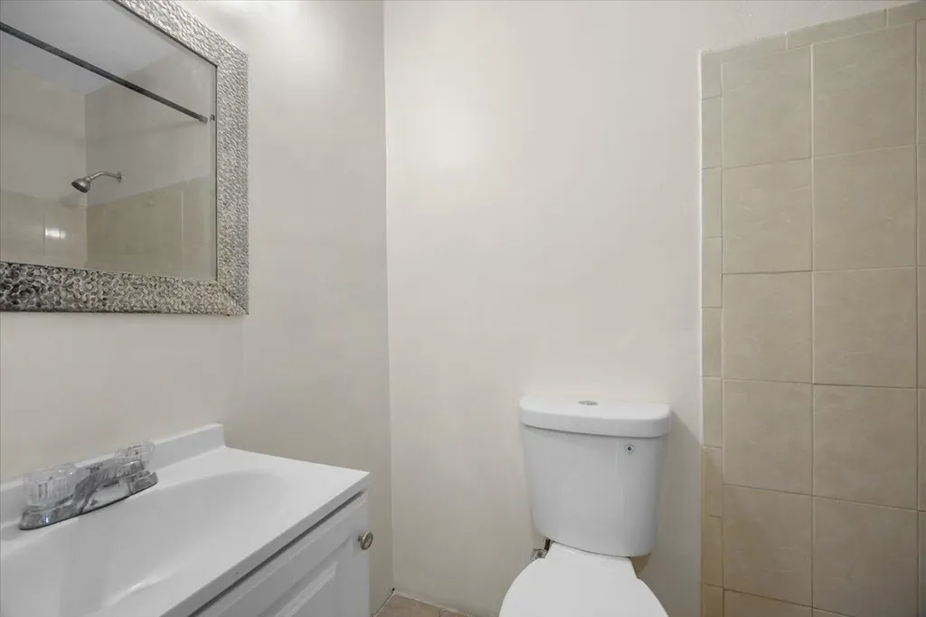 5540 S Lakewood Circle Circle S Margate FL 33063