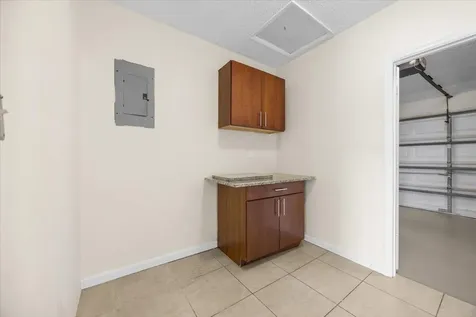5540 S Lakewood Circle Circle S Margate FL 33063