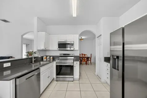 14215 SW 156th Avenue N Miami FL 33196
