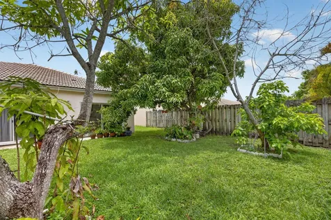 14215 SW 156th Avenue N Miami FL 33196
