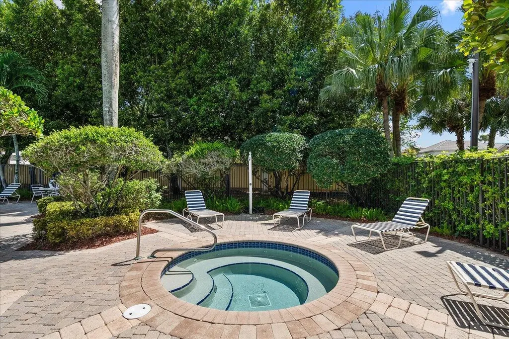 135 Hamilton Terrace West Palm Beach FL 33414