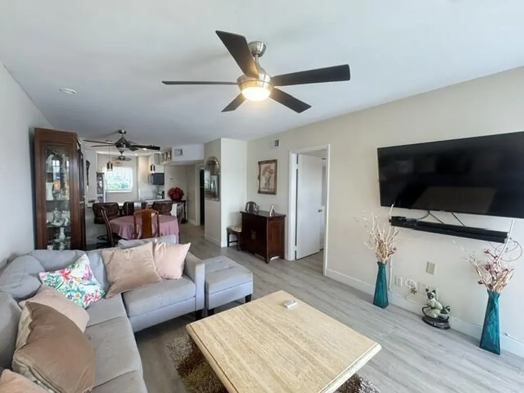 2400 NE 16th Street Pompano Beach FL 33062