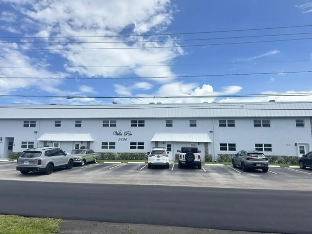 2400 NE 16th Street Pompano Beach FL 33062