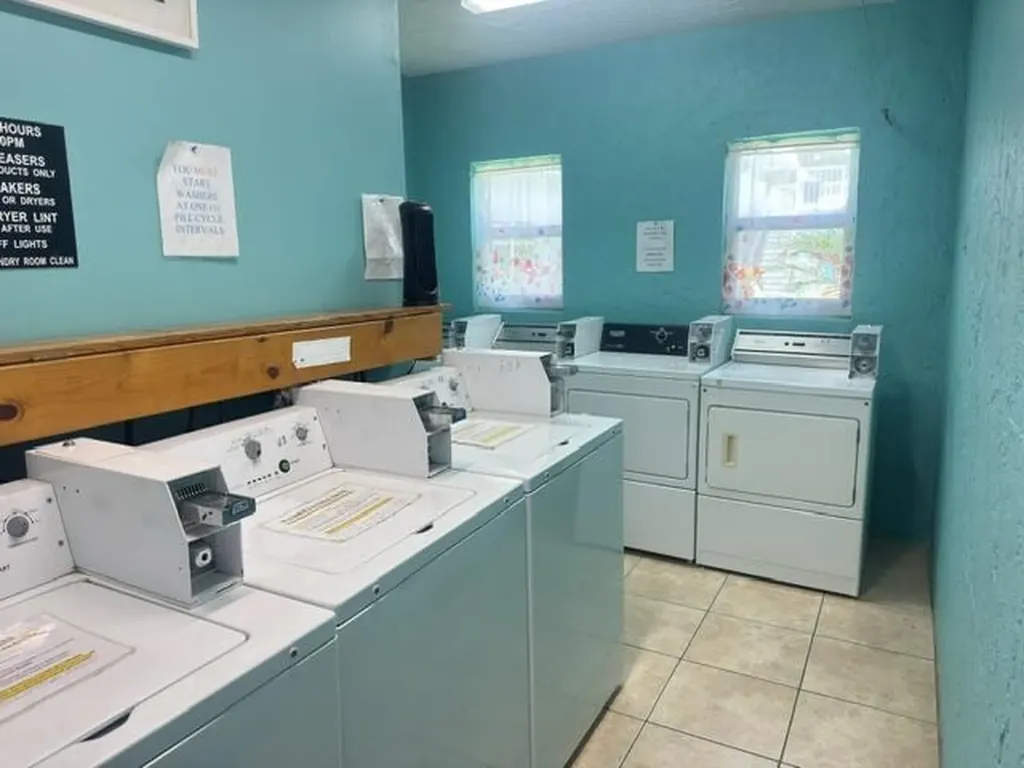 2400 NE 16th Street Pompano Beach FL 33062