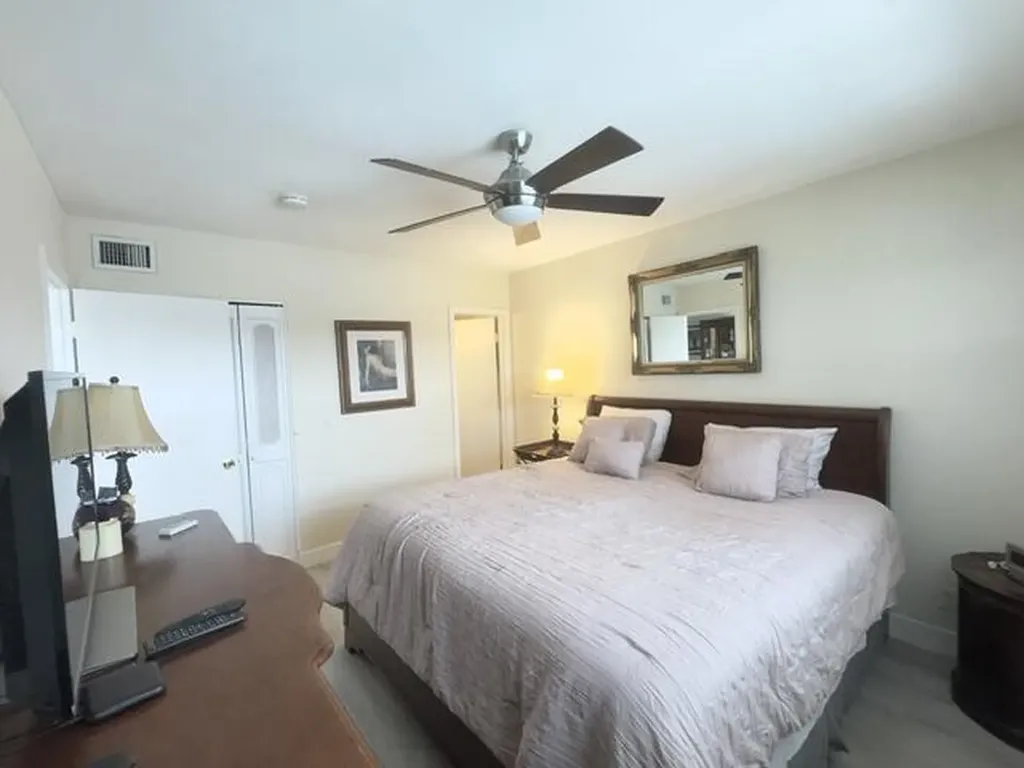 2400 NE 16th Street Pompano Beach FL 33062