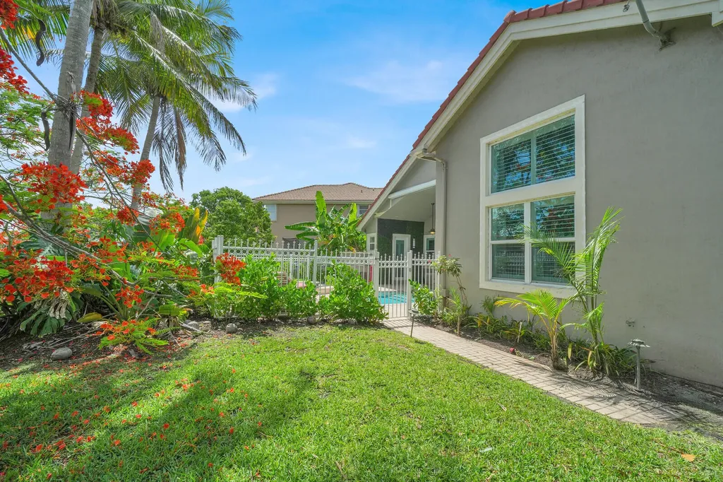 12417 NW 62nd Court Coral Springs FL 33076