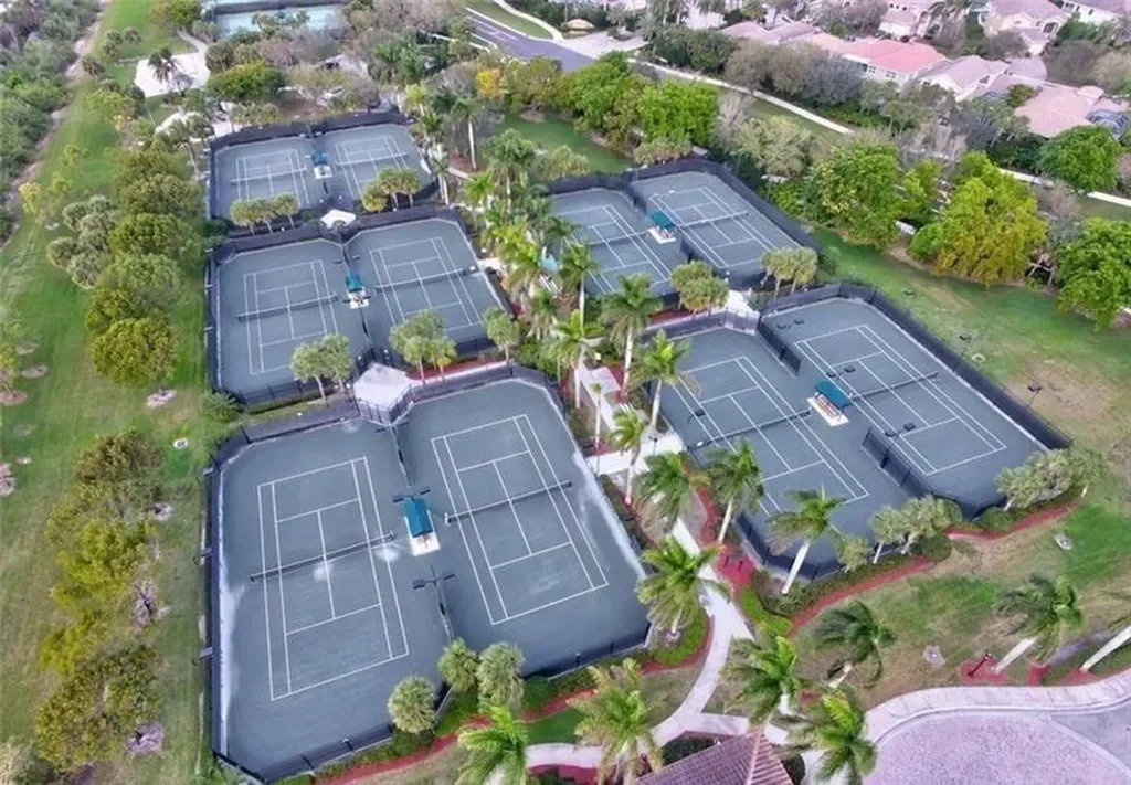 12417 NW 62nd Court Parkland FL 33076